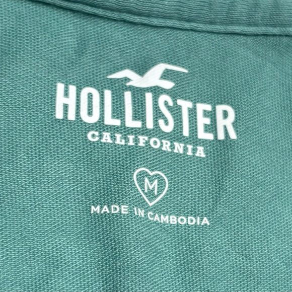 Hollister Women’s Medium Teal Shirt - Picture 2 of 3